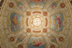Volta con affreschi di Domenico Pellizzi.